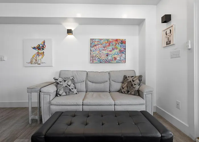 Pipedreams West Holiday home *